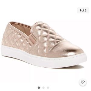 Steve‎ Madden Quilted Metallic Shoes
